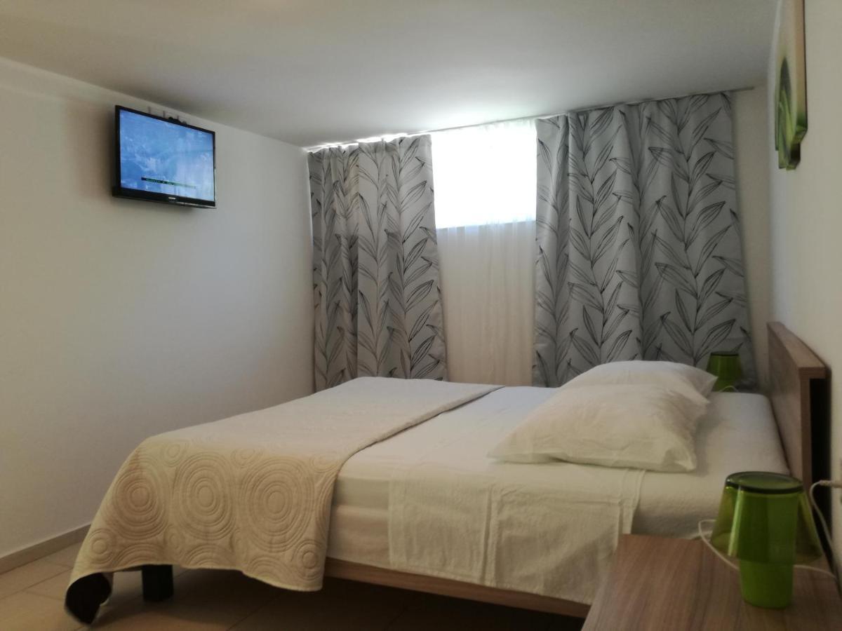 Apartament Apartman Anni Poreč Zewnętrze zdjęcie